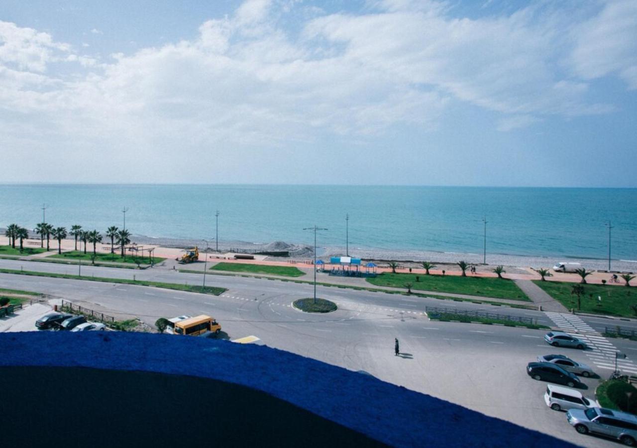 Horizon Batumi Aparthotel Exterior photo
