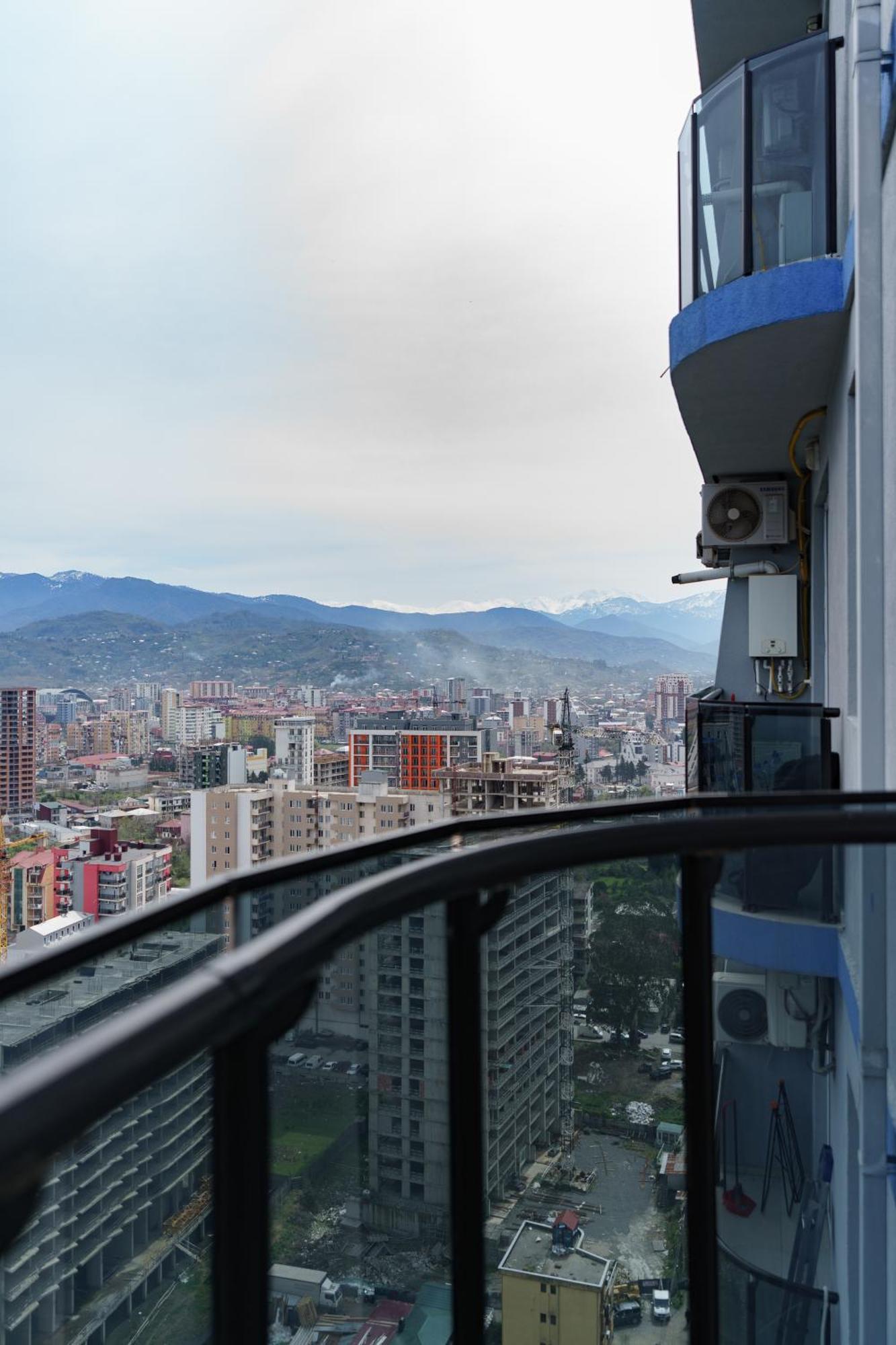 Horizon Batumi Aparthotel Exterior photo